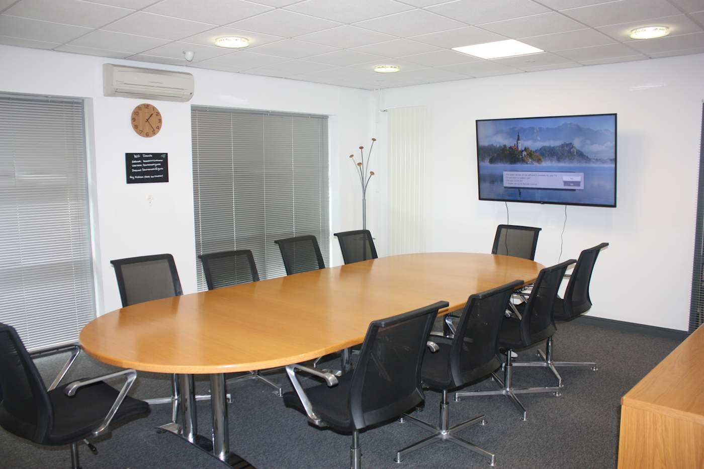 Aviation Park West Centre Limited — photo 3 of 9