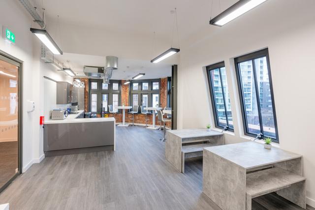11 Peter Street/Deansgate — photo 4 of 10