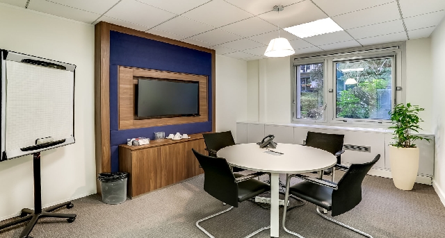 14 Albany Street — photo 3 of 12