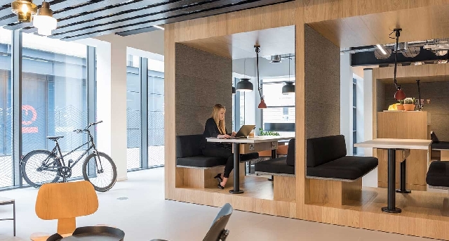 Coworking space to rent in Edinburgh