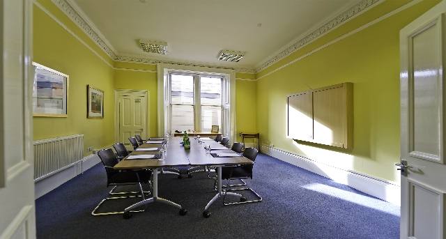 Bureau virtuel — 20-23 Woodside Place, Glasgow