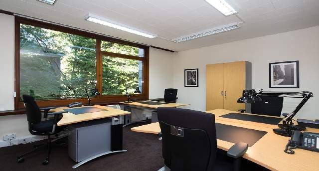 Bureau virtuel — 23 Rubislaw Den North, Aberdeen