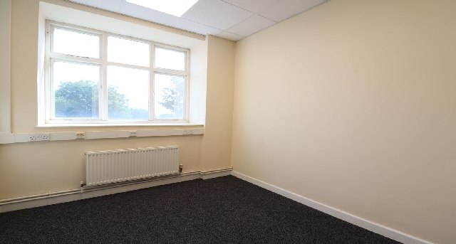 2 - 10 Holton Road, Barry — photo 5 sur 12