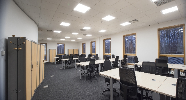 Bureau virtuel — 4 Redheughs Rigg, Edinburgh