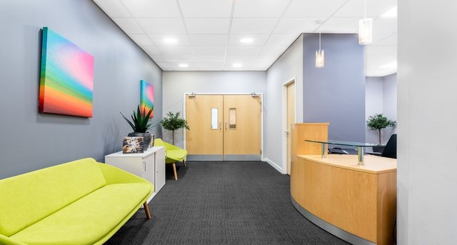 City West Business Park Building 3 — photo 2 sur 8