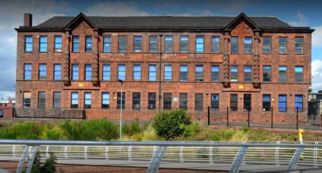 Bureau virtuel — Cotton St, Glasgow