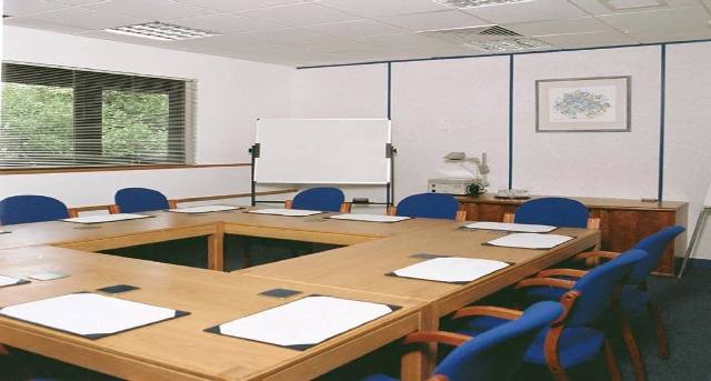 Poste fixe en coworking — Grove House - Meeting and Conference Rooms, Basingstoke