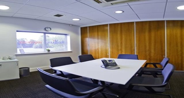 Management Suite, Broughton Shopping Park — photo 8 sur 8