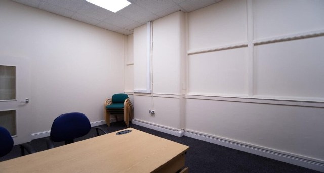 Bureau virtuel — Mollinsburn Street 60, Glasgow