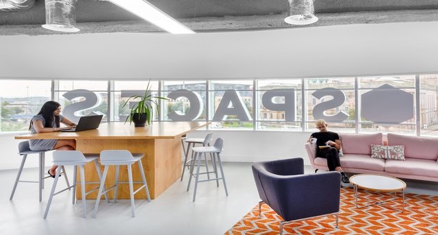 Bureau virtuel — Tay House, Glasgow