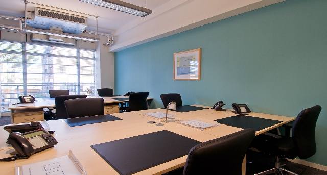 The Hub Farnborough Business Park — photo 8 of 12