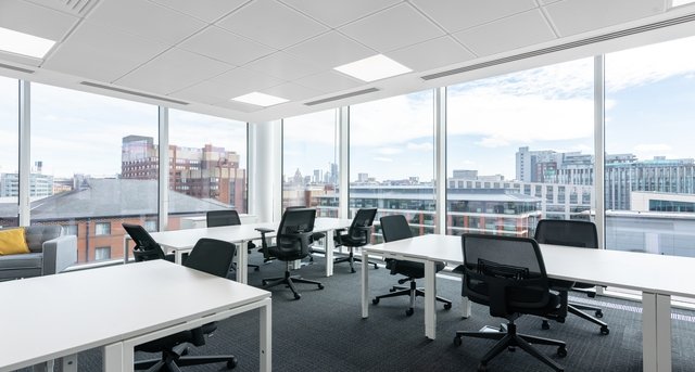 Bureau virtuel — Wellington Place, Leeds