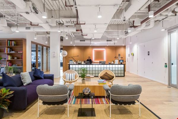 Poste fixe en coworking — 2 Minster Court, London