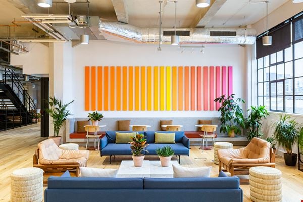 Poste fixe en coworking — 184 Shepherds Bush Rd, London