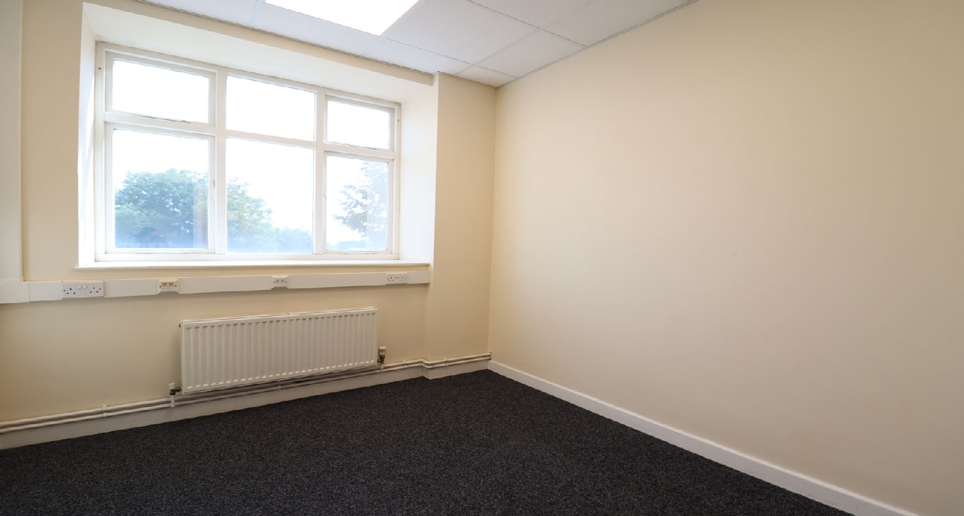 2 - 10 Holton Road, Barry — photo 5 of 12