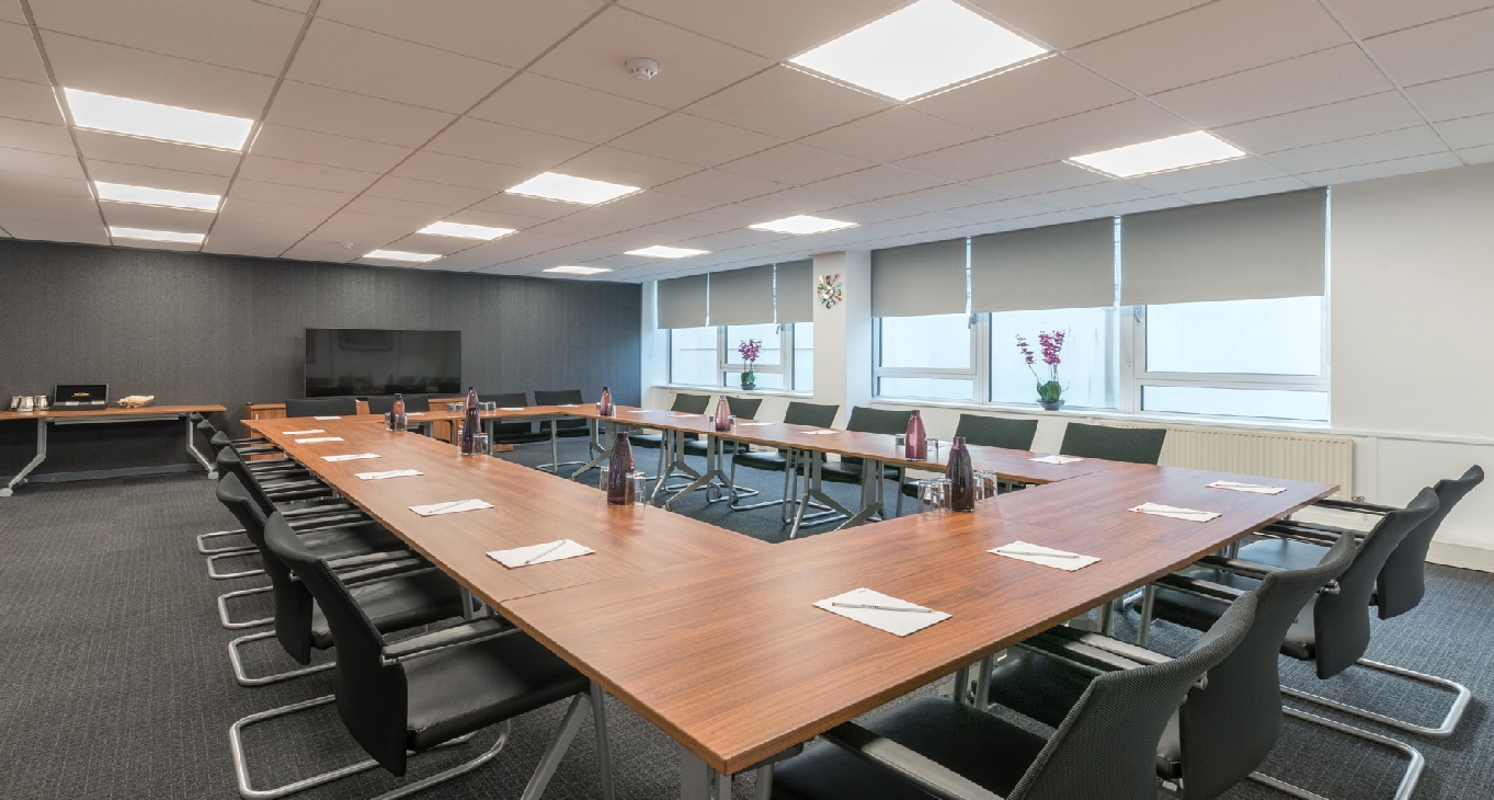 83 Princes Street — serviced offices & coworking in Edinburgh 83 Princes Street — photo 9 of 12