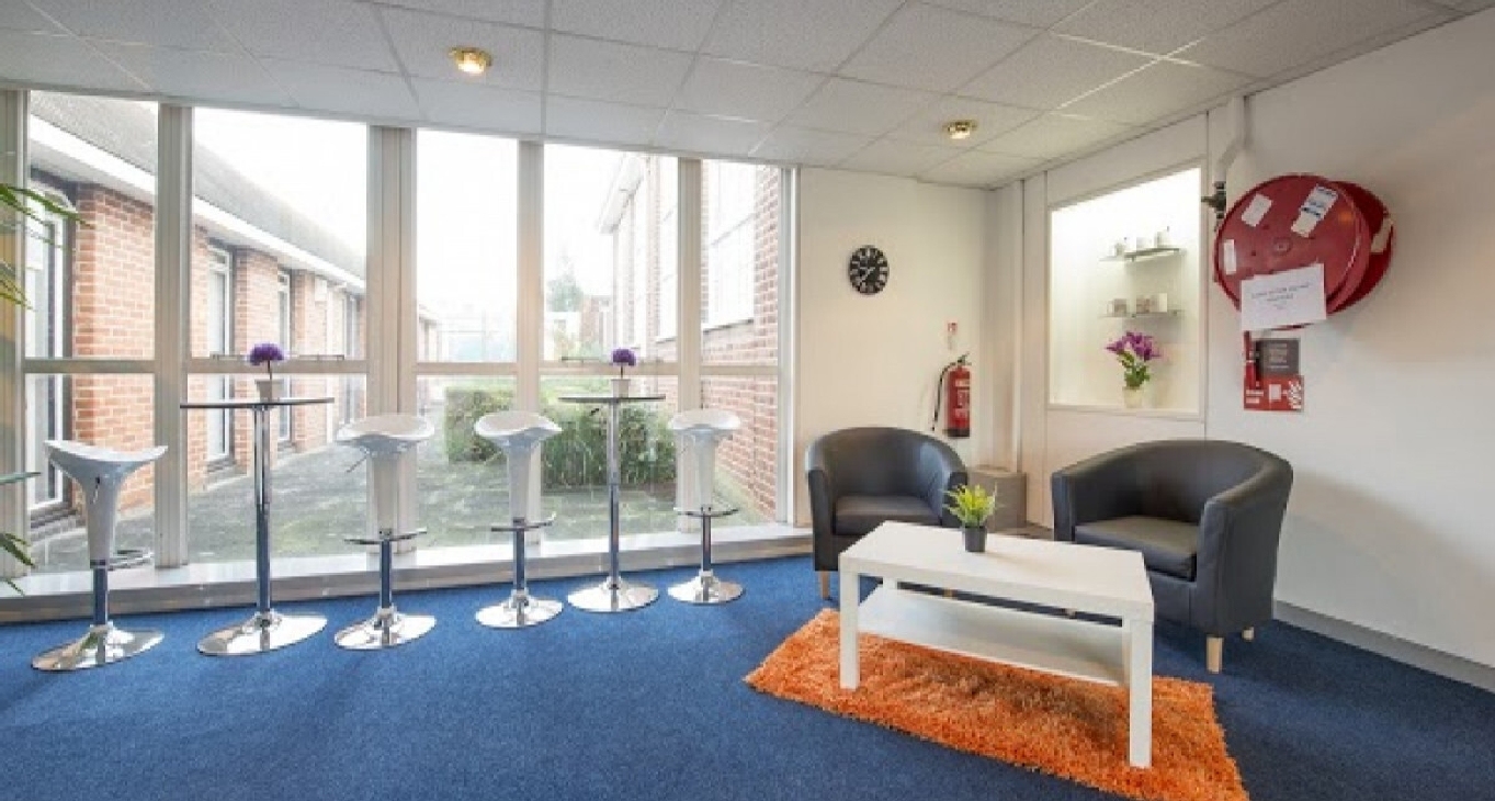 Alexander Road — serviced offices & coworking in Hertfordshire Alexander Road — photo 10 of 12