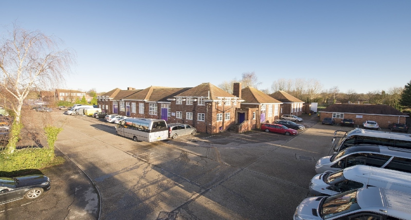 Alexander Road — serviced offices & coworking in Hertfordshire Alexander Road — photo 5 of 12