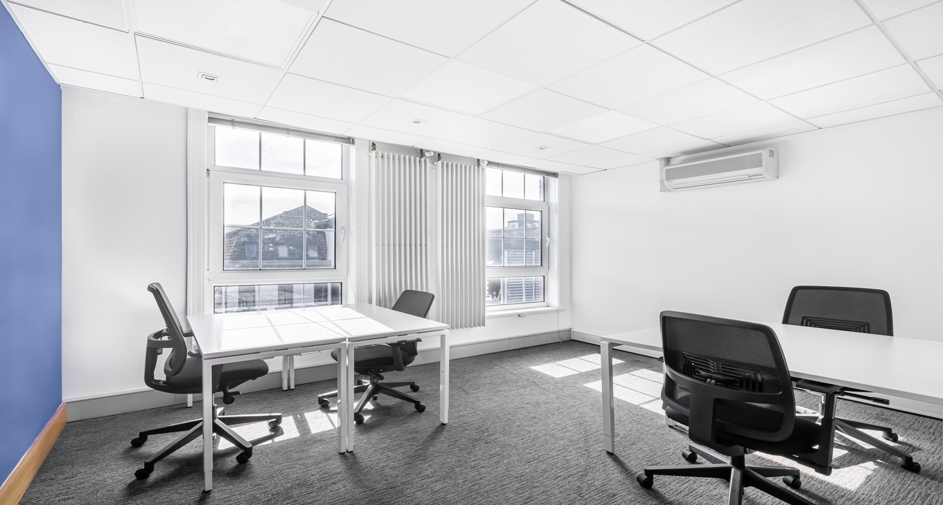 Arnott House — serviced offices & coworking in Belfast Arnott House — photo 2 of 8