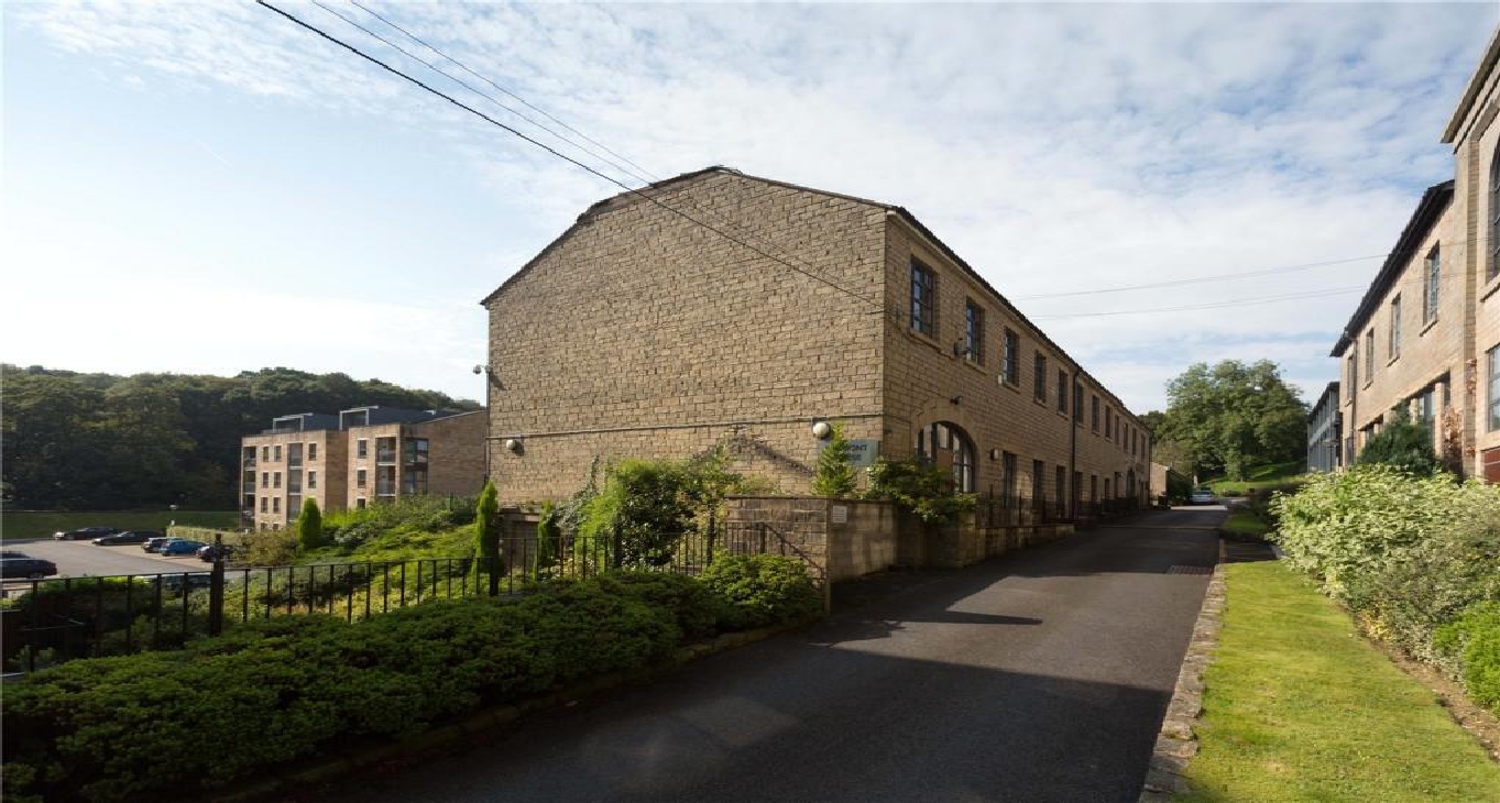 Blackburn Road, Egerton — photo 8 of 9