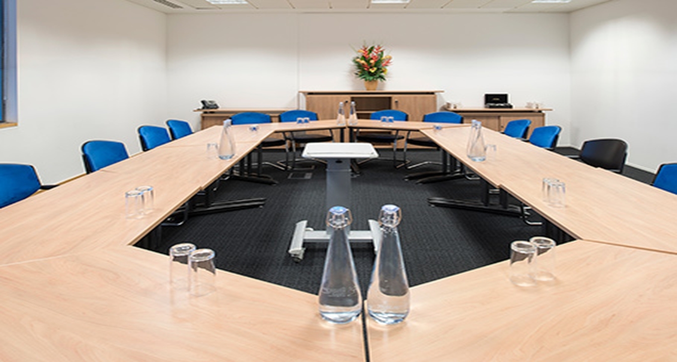 Cambourne Business Park — serviced offices & coworking in Cambridge Cambourne Business Park — photo 2 of 11