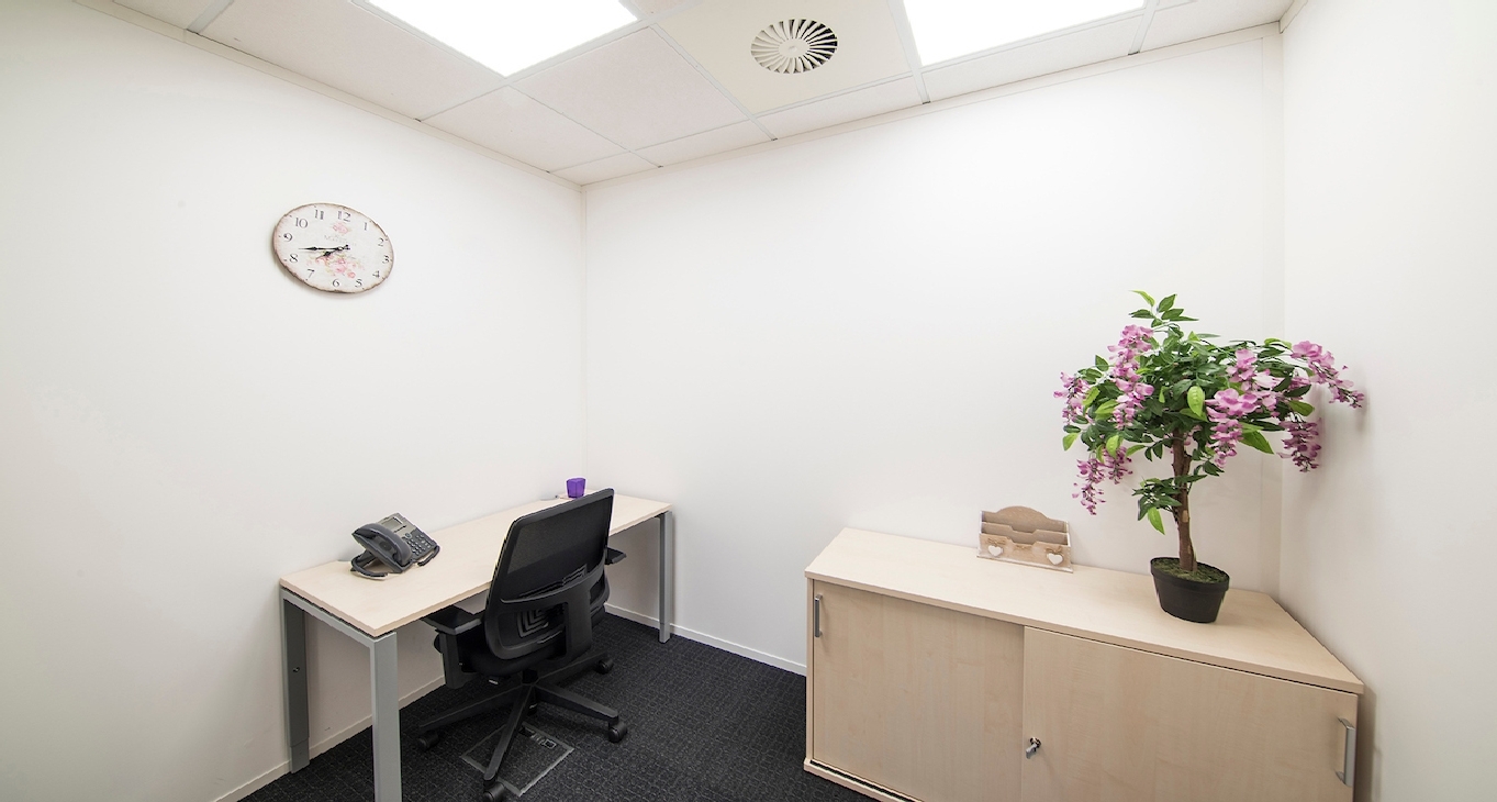 Chineham Business Park, Crockford Lane — serviced offices & coworking in Basingstoke Chineham Business Park, Crockford Lane — photo 10 of 12