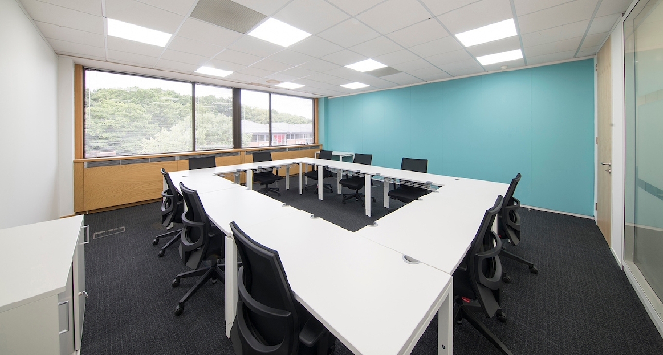 Chineham Business Park, Crockford Lane — serviced offices & coworking in Basingstoke Chineham Business Park, Crockford Lane — photo 9 of 12