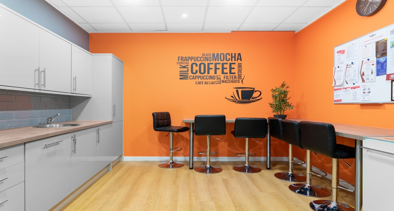 City West Business Park Building 3 — serviced offices & coworking in Leeds City West Business Park Building 3 — photo 4 of 8