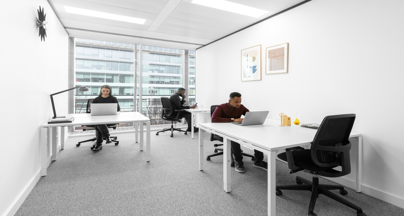 Ealing — serviced offices in London Ealing — photo 10 of 10
