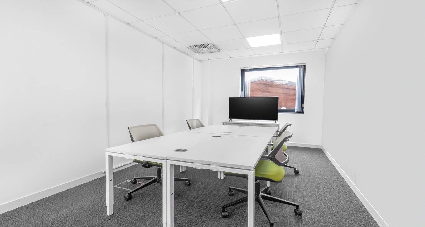 Forsyth House — serviced offices & coworking in Belfast Forsyth House — photo 6 of 9