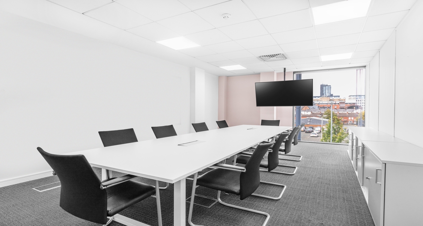 Forsyth House — serviced offices & coworking in Belfast Forsyth House — photo 8 of 9