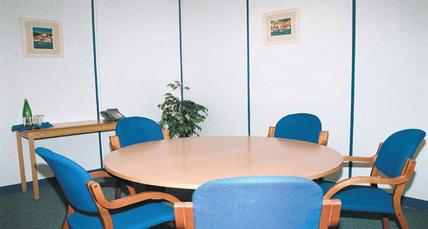 Grove House - Meeting and Conference Rooms — serviced offices & coworking in Basingstoke Grove House - Meeting and Conference Rooms — photo 3 of 6