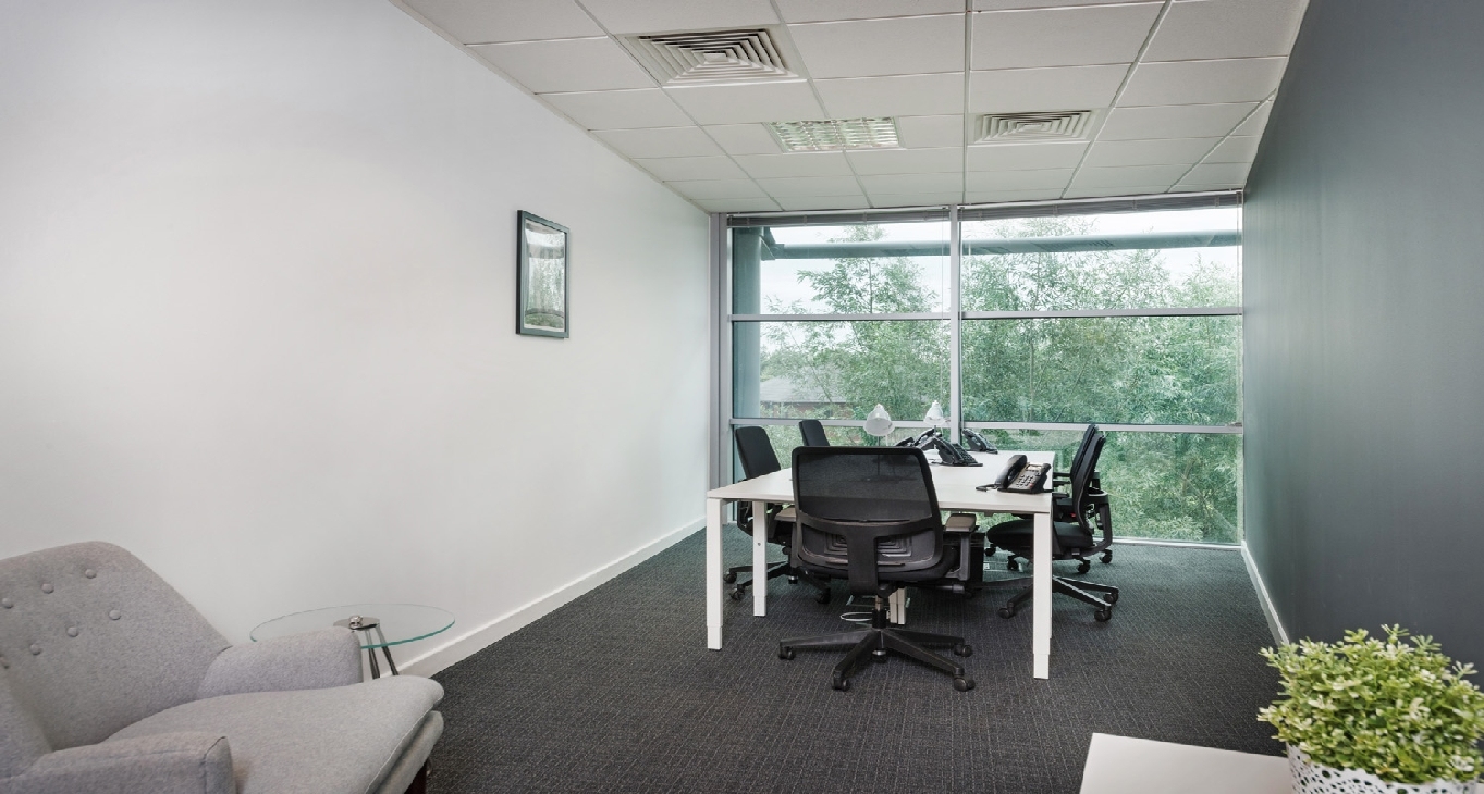 Herons Way, Chester Business Park — serviced offices & coworking in Chester Herons Way, Chester Business Park — photo 6 of 12