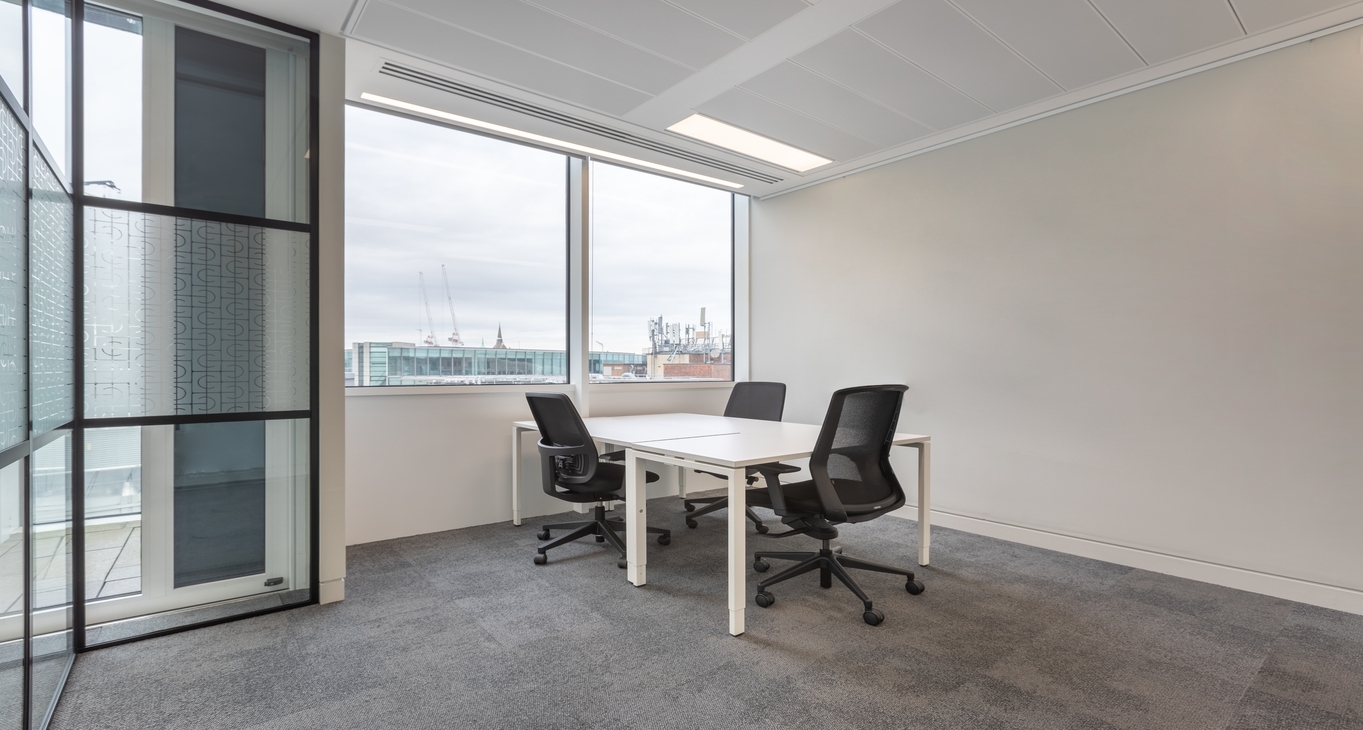 Holborn Circus — serviced offices in Fleet Street, London Holborn Circus — photo 8 of 9
