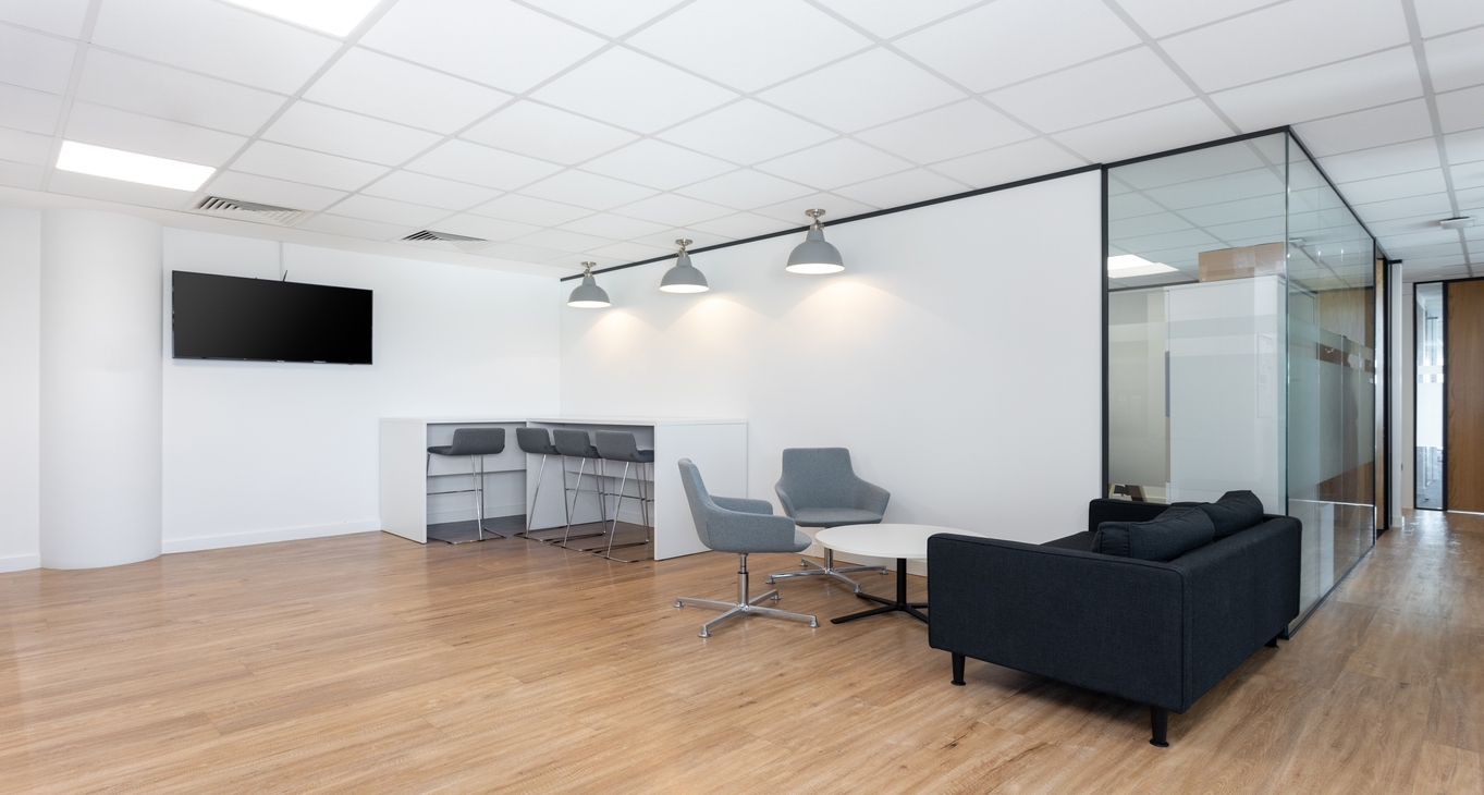 Kingsgate House — photo 8 of 10