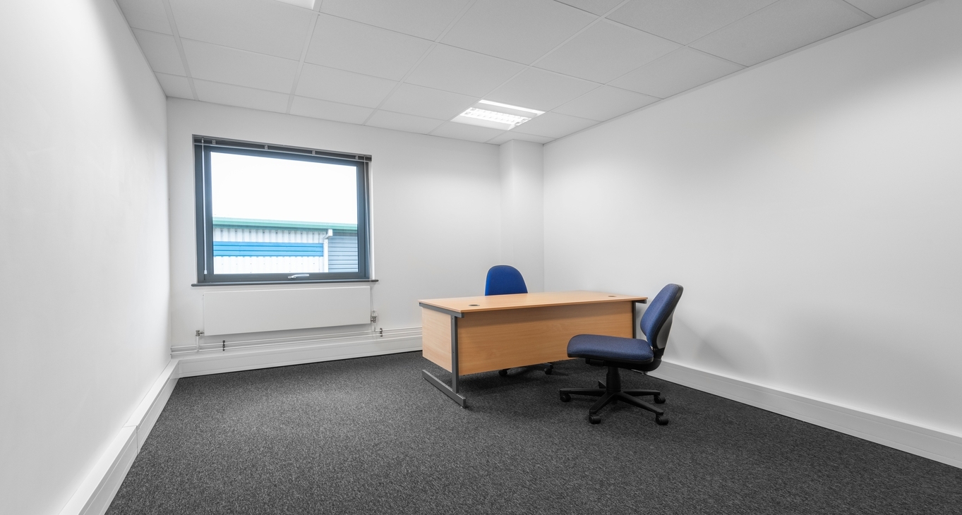 Marsh Barton Trading Estate — serviced offices & coworking in Exeter Marsh Barton Trading Estate — photo 6 of 9