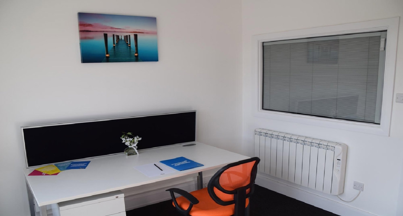 The Knoll Business Centre — photo 9 of 11