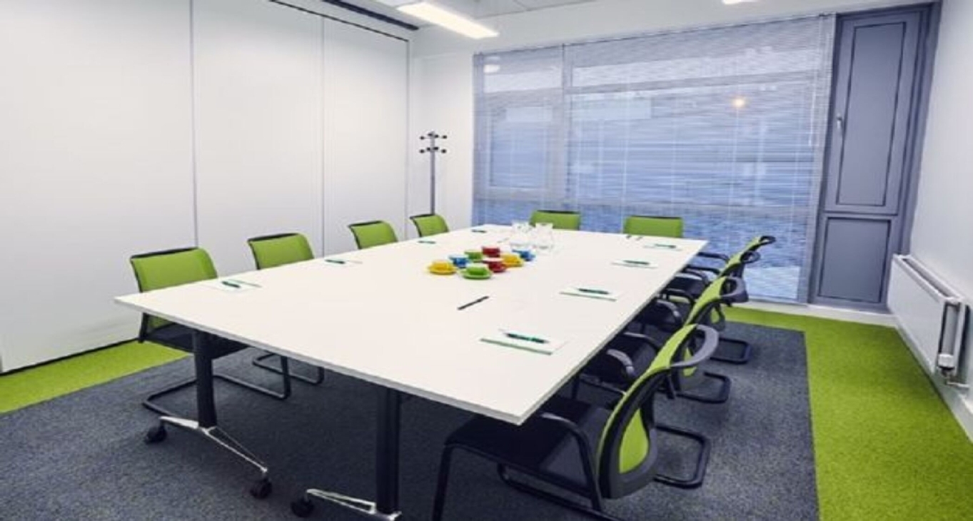 Pindar Road, Hoddesdon — serviced offices & coworking in Hertfordshire Pindar Road, Hoddesdon — photo 11 of 12
