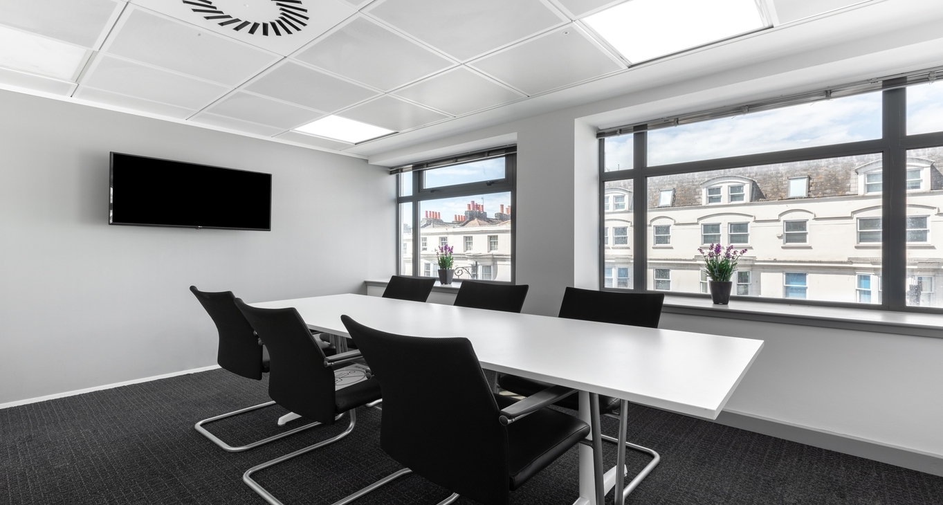 Queensberry House — serviced offices & coworking in Brighton Queensberry House — photo 7 of 8