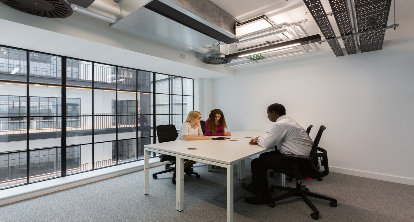 Shoreditch — serviced offices in Old Street, London Shoreditch — photo 7 of 11