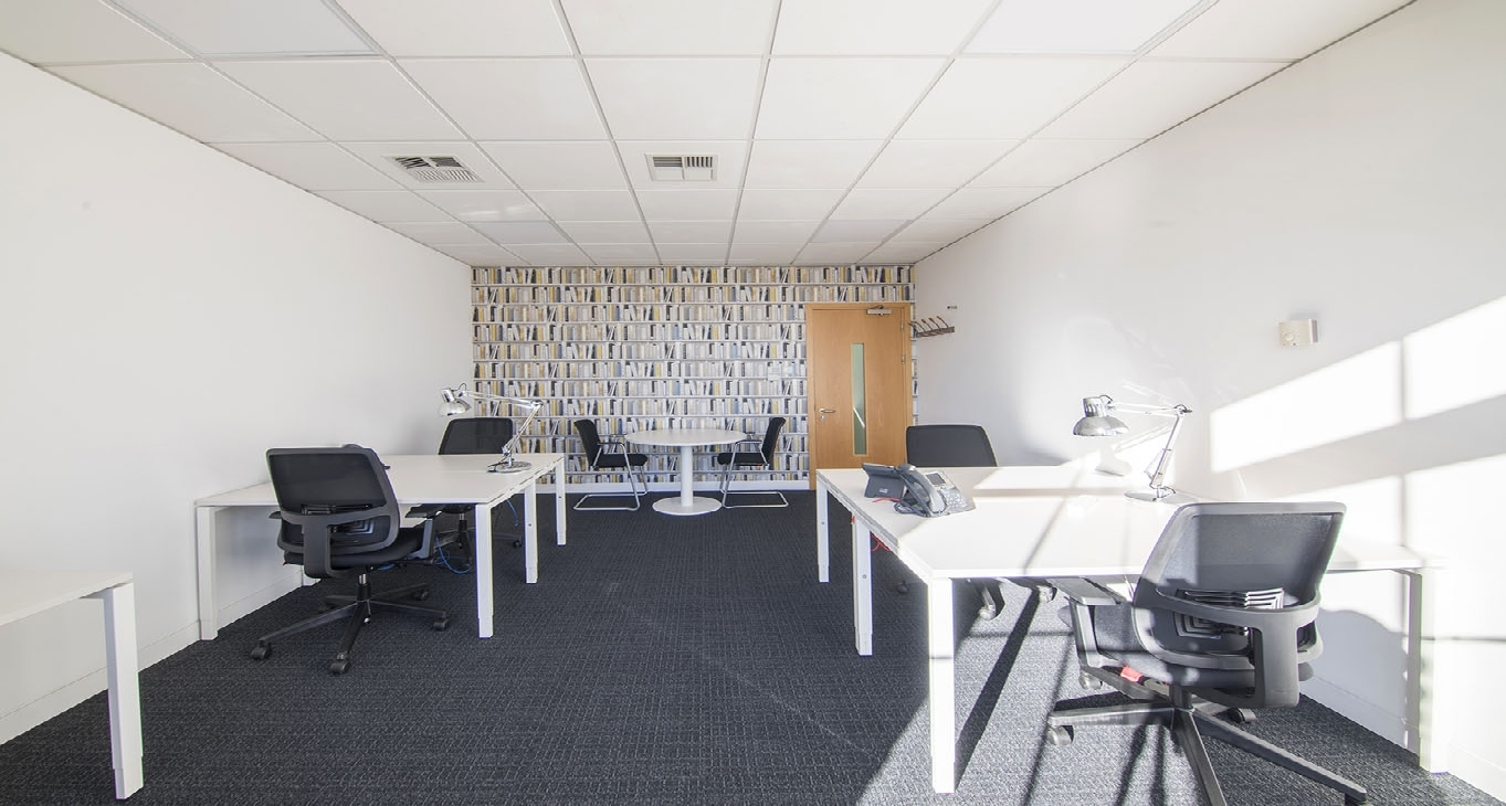 The Broadway — serviced offices & coworking in High Wycombe The Broadway — photo 9 of 12
