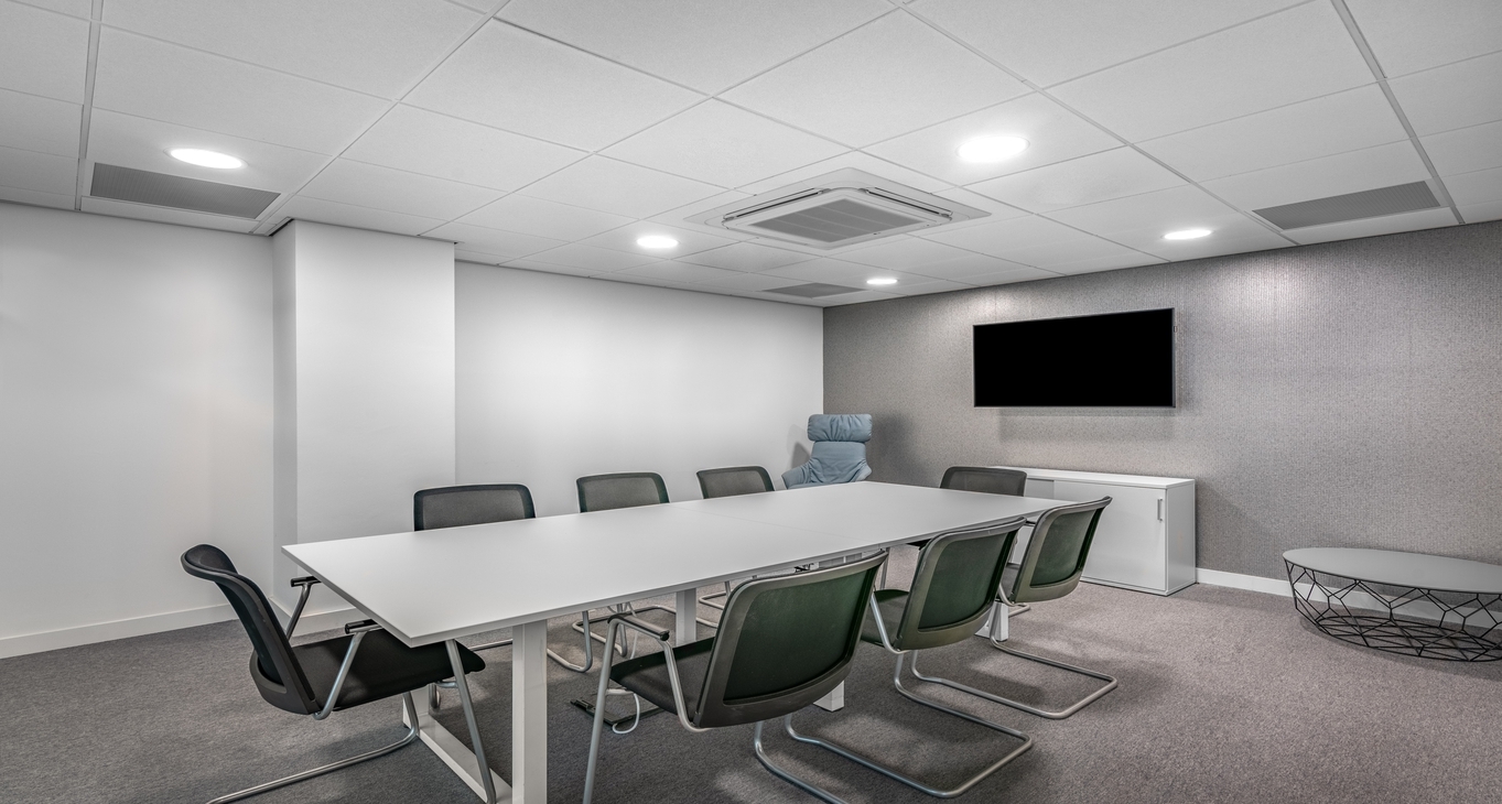 The Pinnacle 15F 18F — serviced offices & coworking in Leeds The Pinnacle 15F 18F — photo 7 of 8