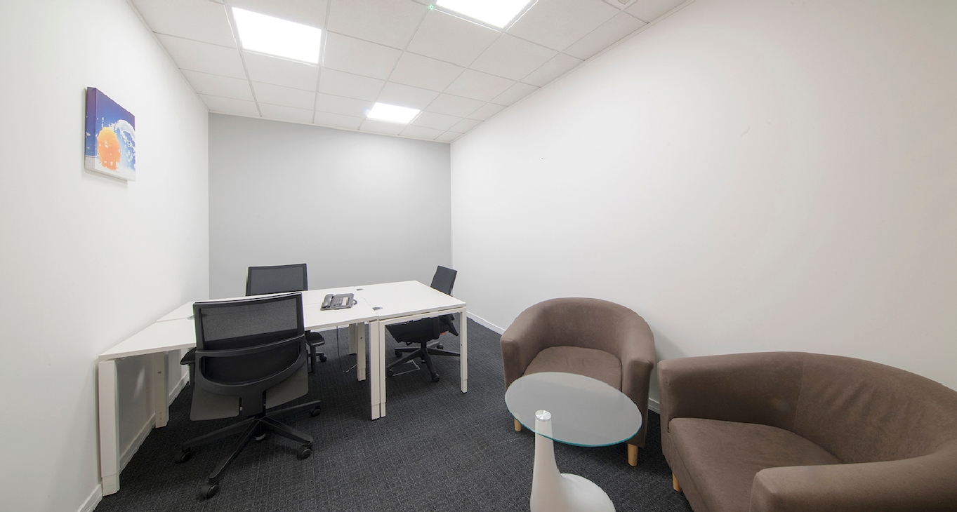 Venture House, Downshire Way, Arlington Square — photo 3 of 12