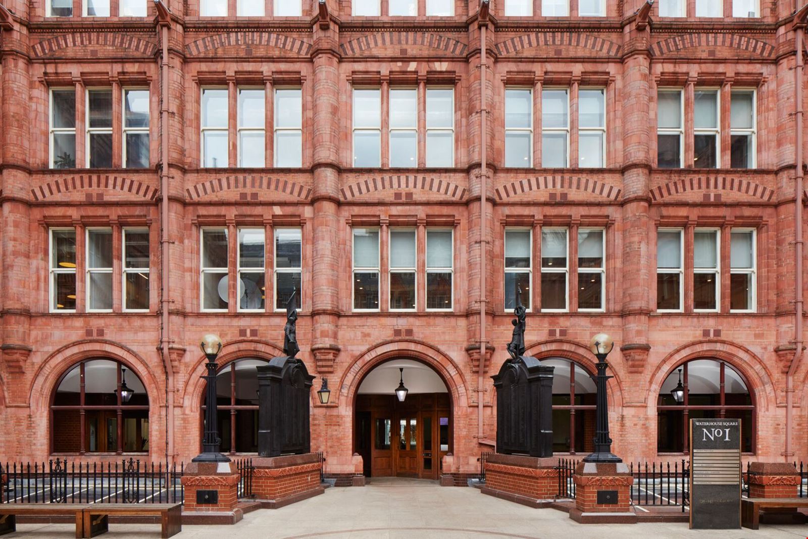 Serviced offices — 1 Waterhouse Square, London